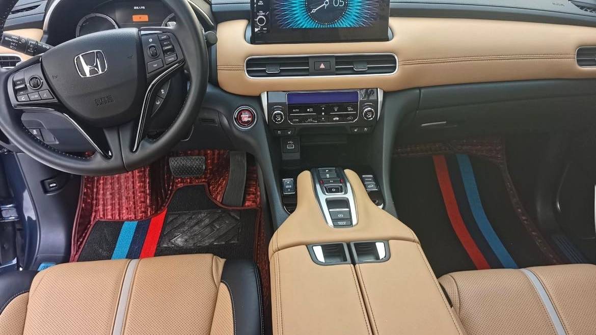 HONDA 2024 UR-V 370TURBO 4WD Premium Edition