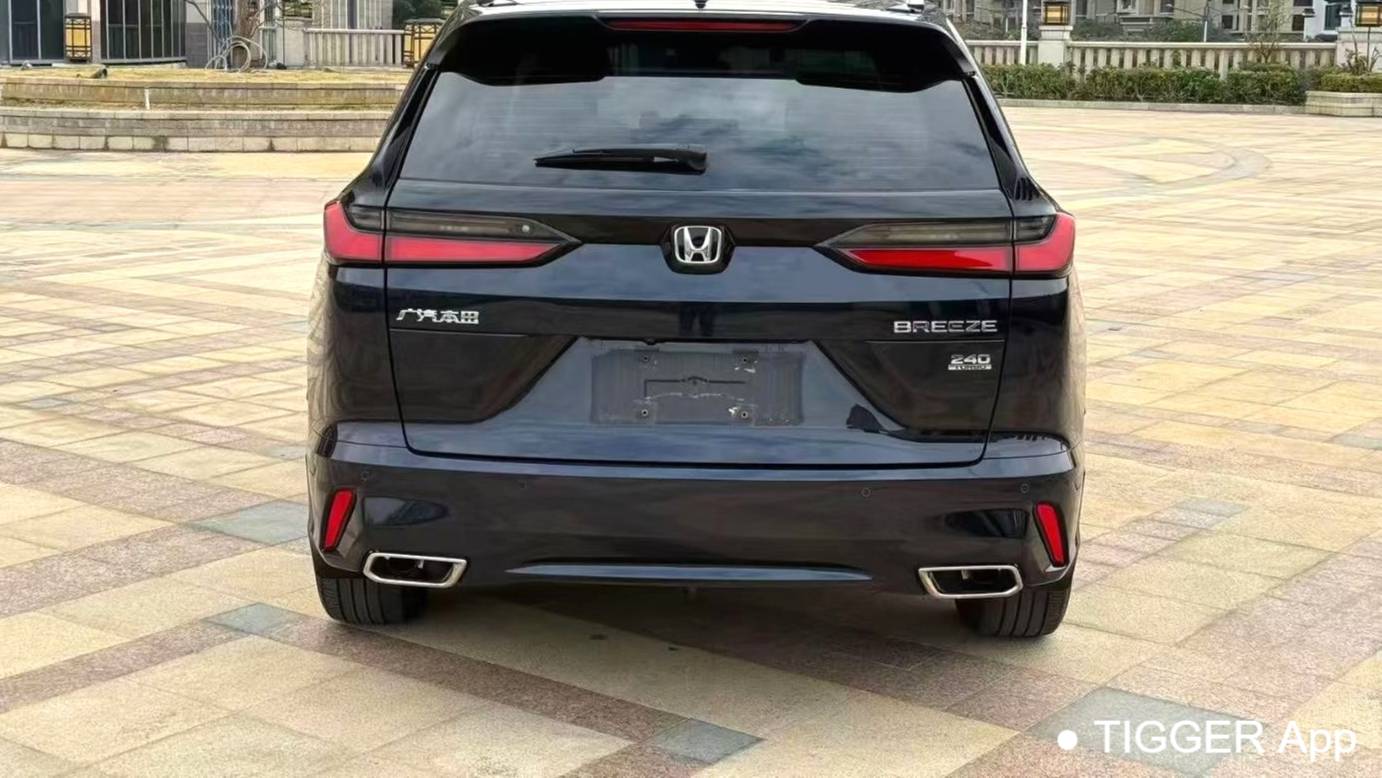 HONDA 2023 BREEZE 240TURBO 2WD Luxury Edition 5-seater