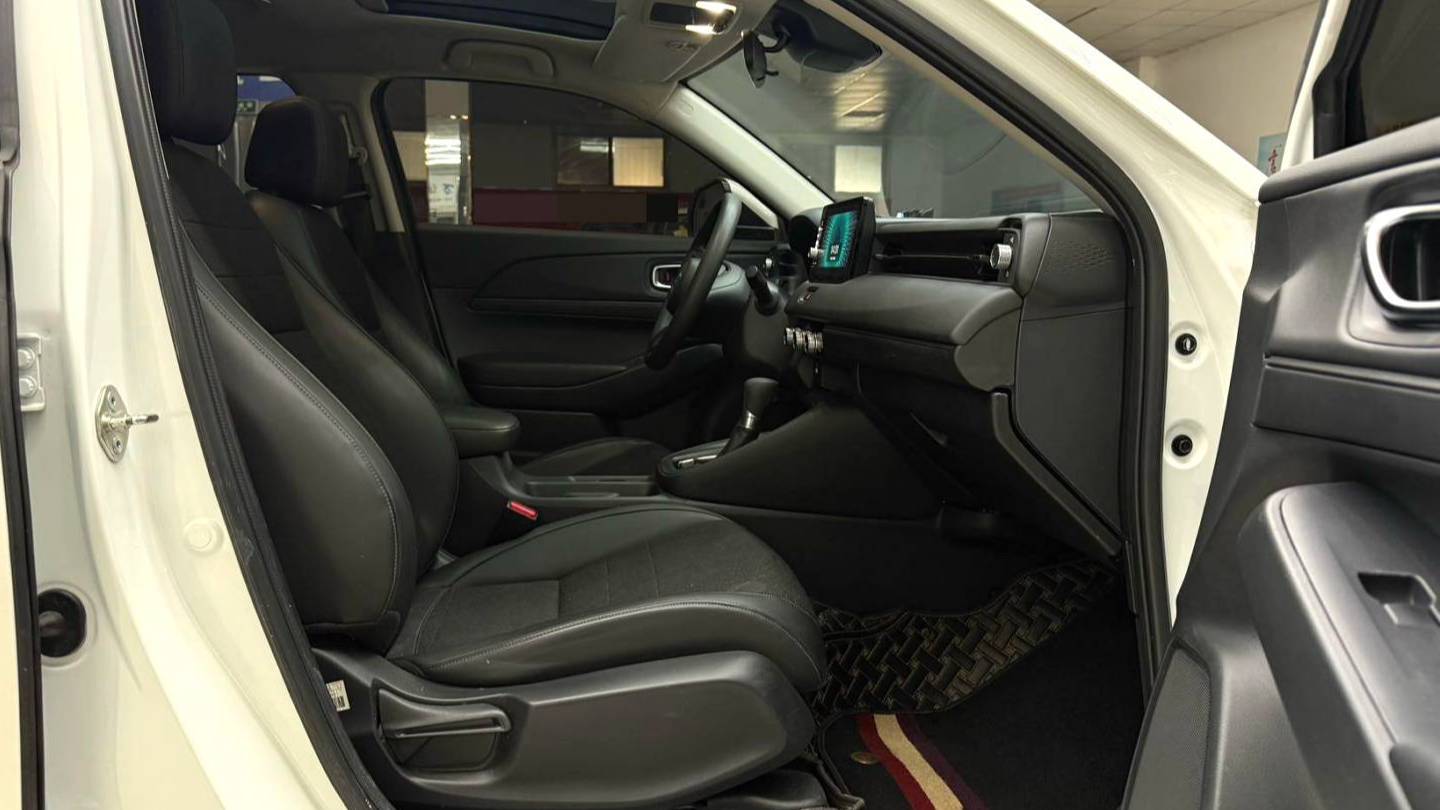 HONDA 2023 VEZEL 1.5L CVT Pioneer Edition