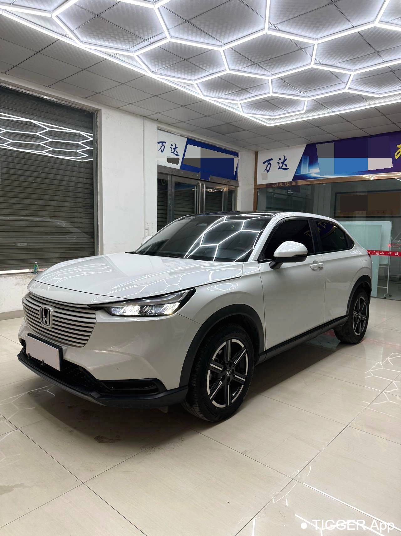 HONDA 2023 VEZEL 1.5L CVT Pioneer Edition