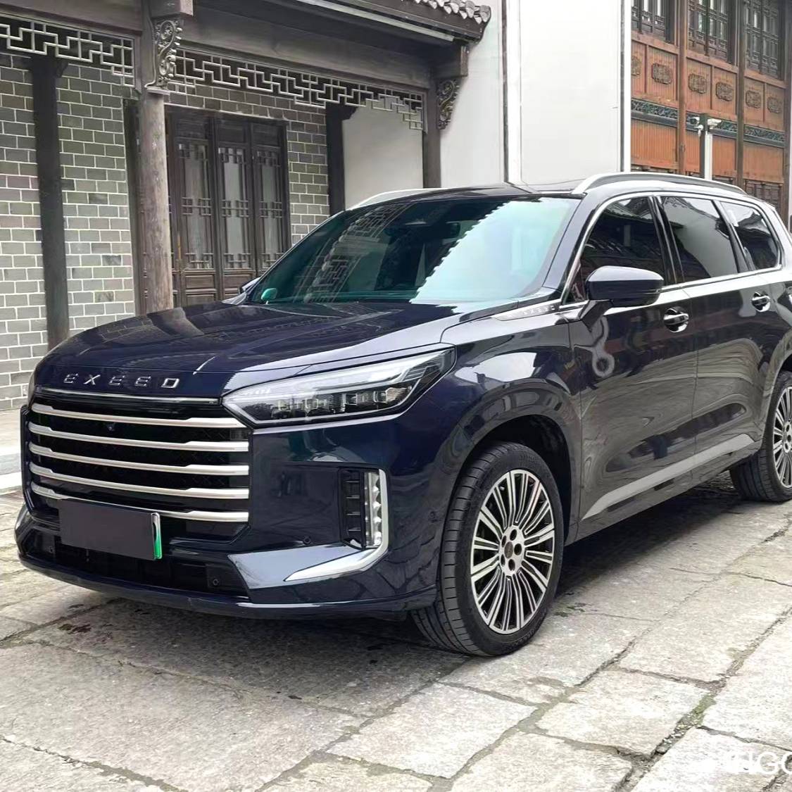 EXEED 2025 EXEED Lanyue C-DM 180 ultra long endurance Ultra four-wheel drive 7-seater سيارة مستعملة