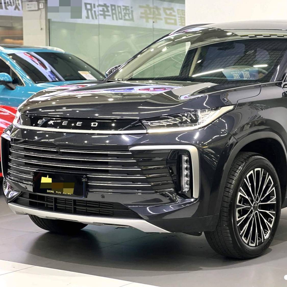 EXEED 2024 EXEED Lingyun 300T two wheel drive Starry Edition سيارة مستعملة