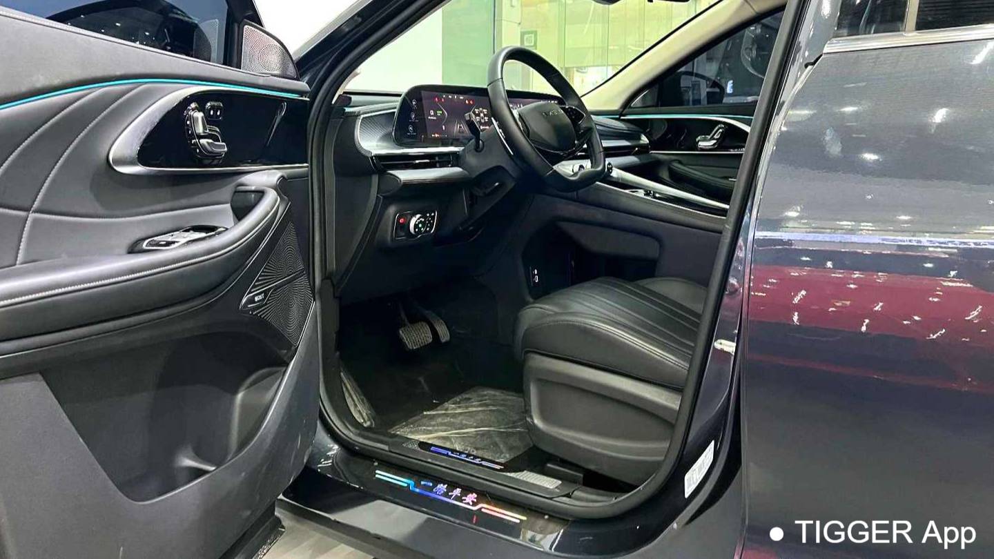 EXEED 2024 EXEED Lingyun 300T two wheel drive Starry Edition