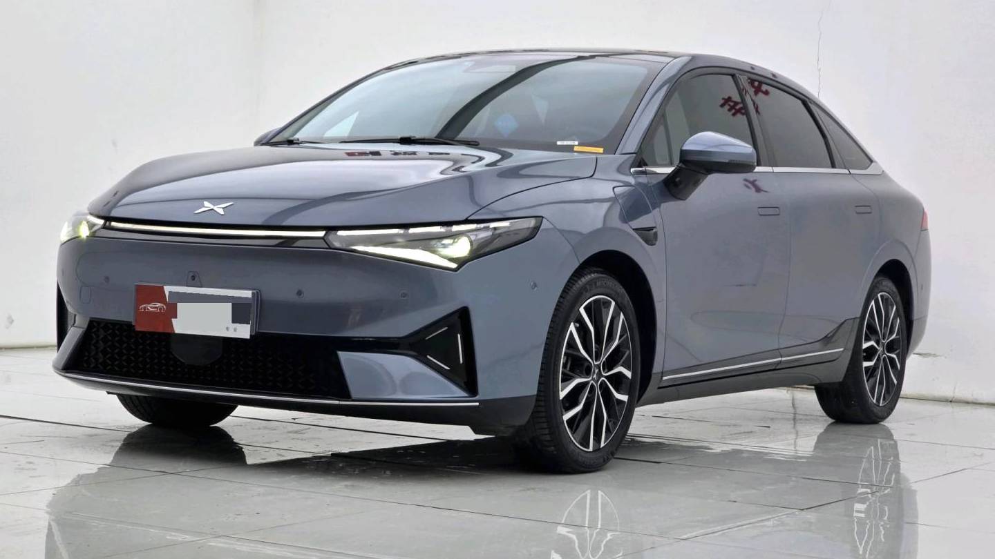 XPENG 2022 P5 460E+