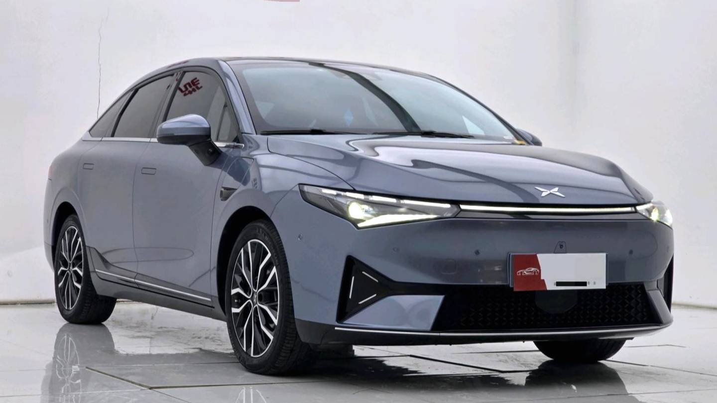XPENG 2022 P5 460E+