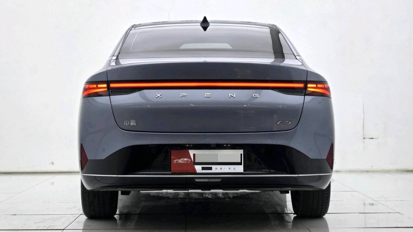 XPENG 2022 P5 460E+