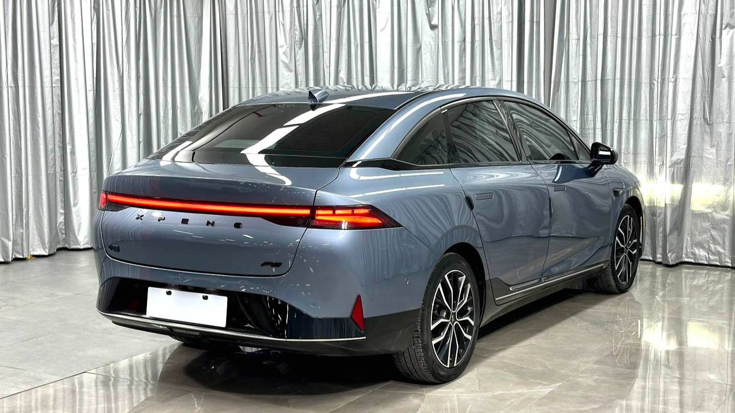 XPENG 2022 P5 460G+