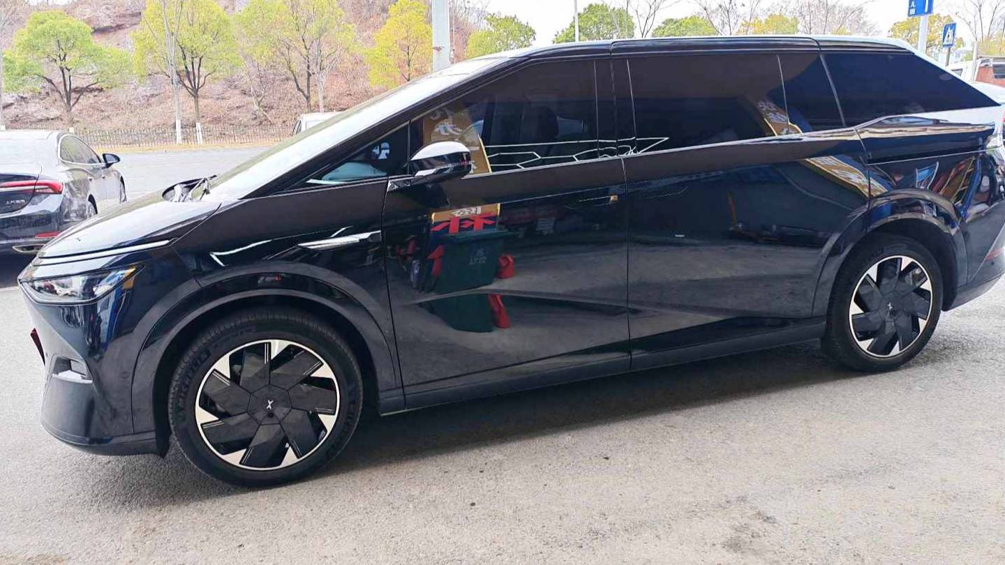 XPENG 2024 X9 702 ultra long battery life Max