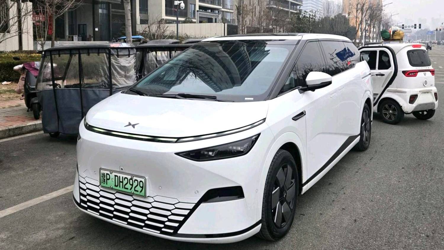 XPENG 2024 X9 702 ultra long battery life Max