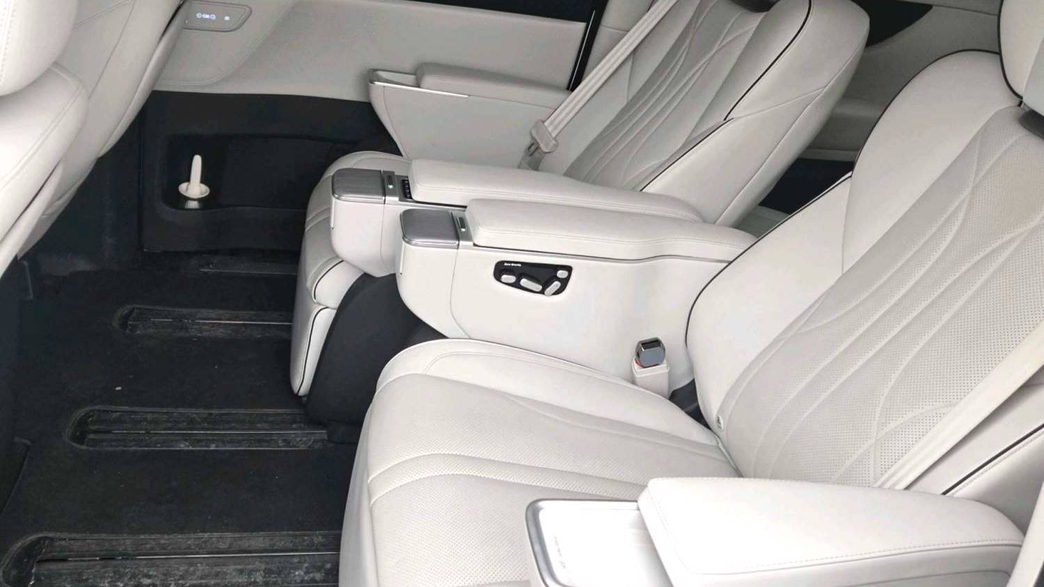 XPENG 2024 X9 702 ultra long battery life Max