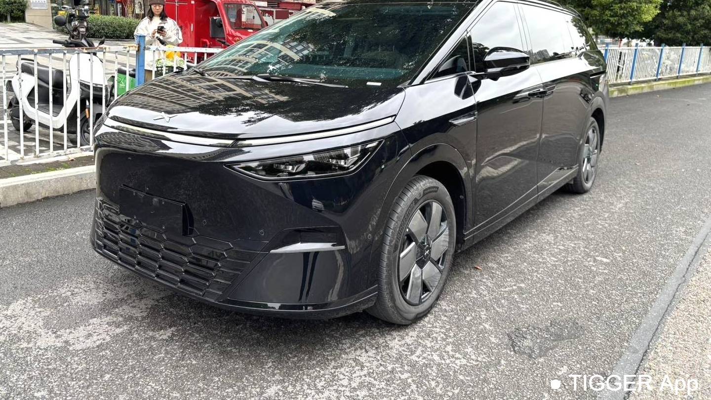 XPENG 2024 X9 702 Ultra Long Battery Life Pro