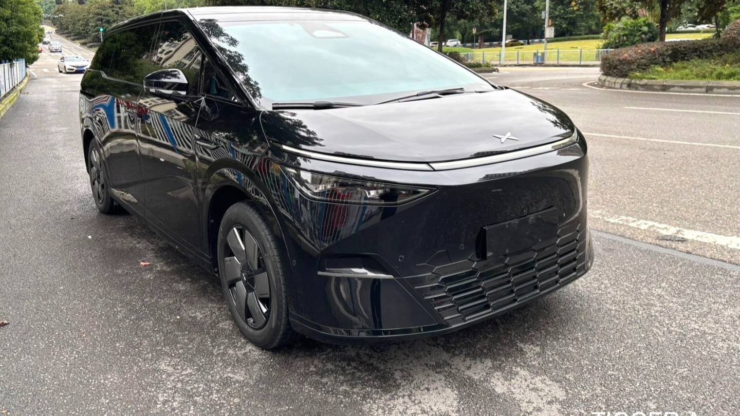 XPENG 2024 X9 702 Ultra Long Battery Life Pro