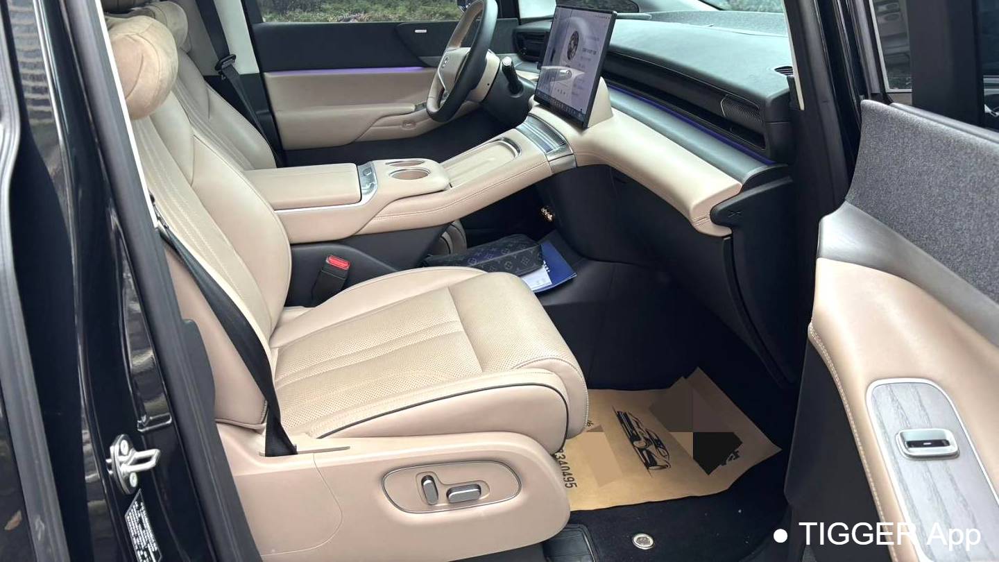 XPENG 2024 X9 702 Ultra Long Battery Life Pro