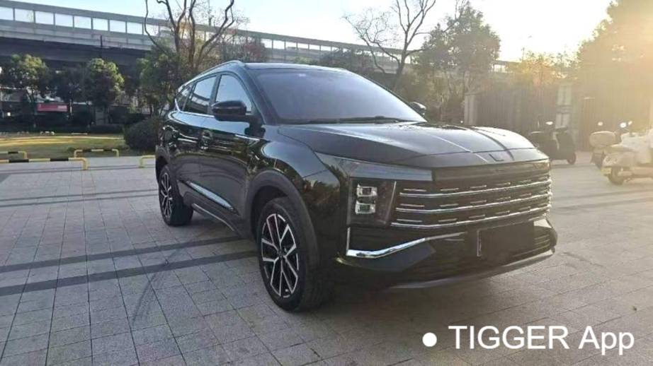 SOL 2023 X8 PLUS Upgraded 1.5TGDI DCT Smart Edition 7-seater