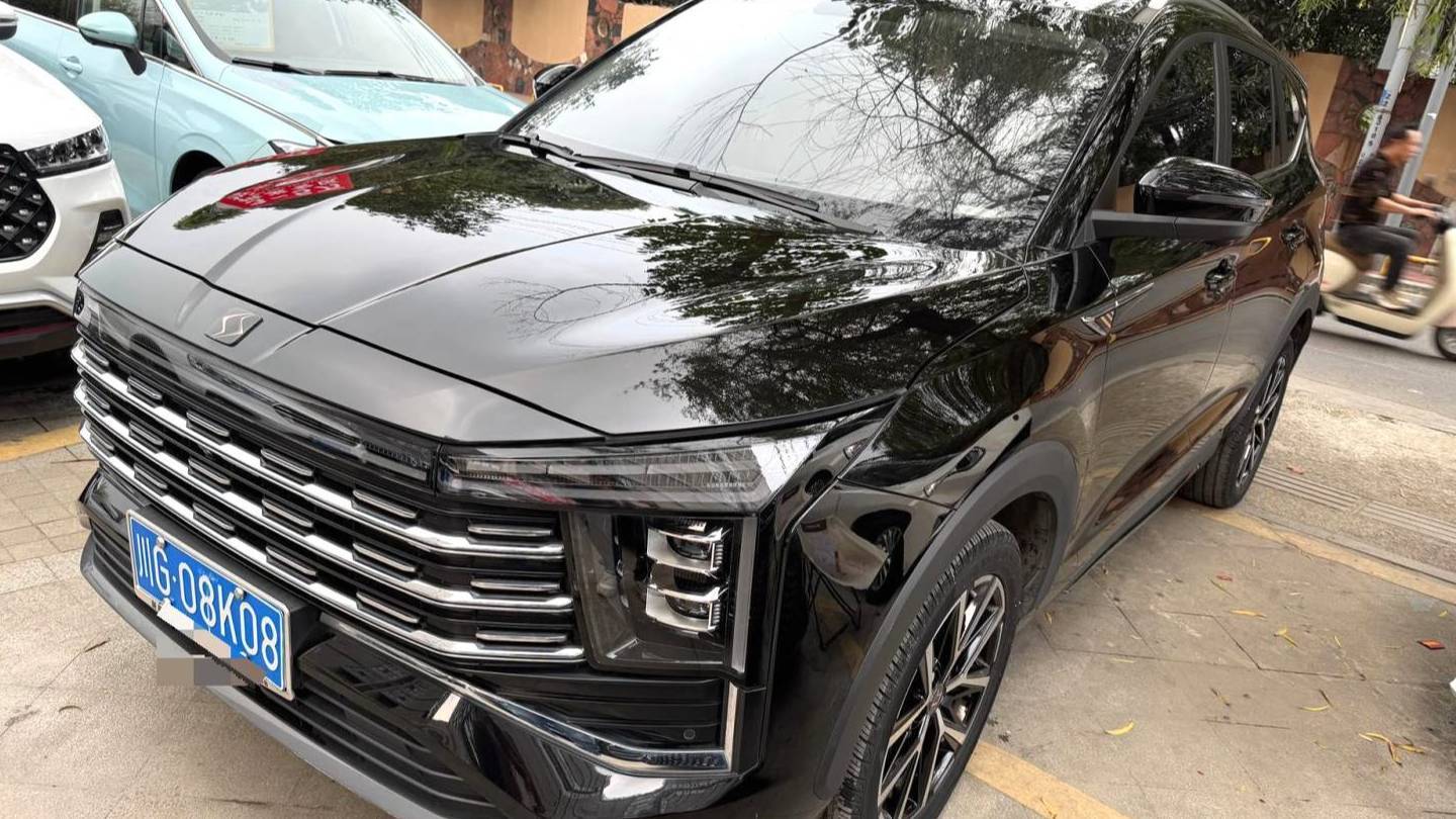 SOL 2023 X8 PLUS 1.5TGDI DCT Premium Edition 7-seater