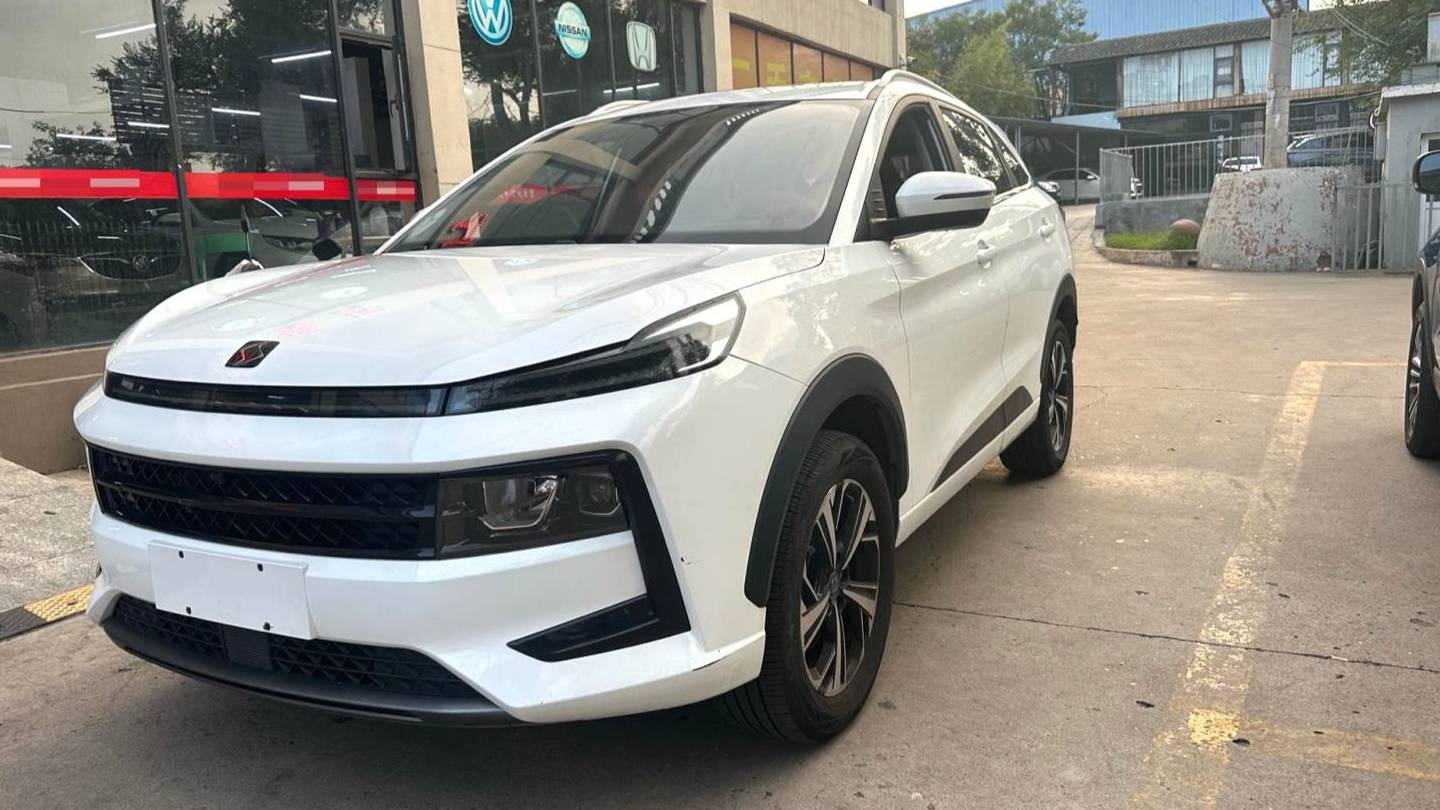 SOL 2021 QX‌ 300T DCT flagship intelligent connected model