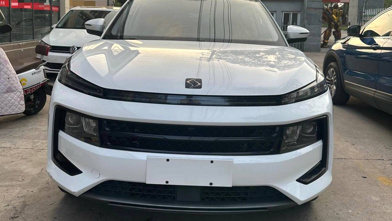 SOL 2021 QX‌ 300T DCT flagship intelligent connected model