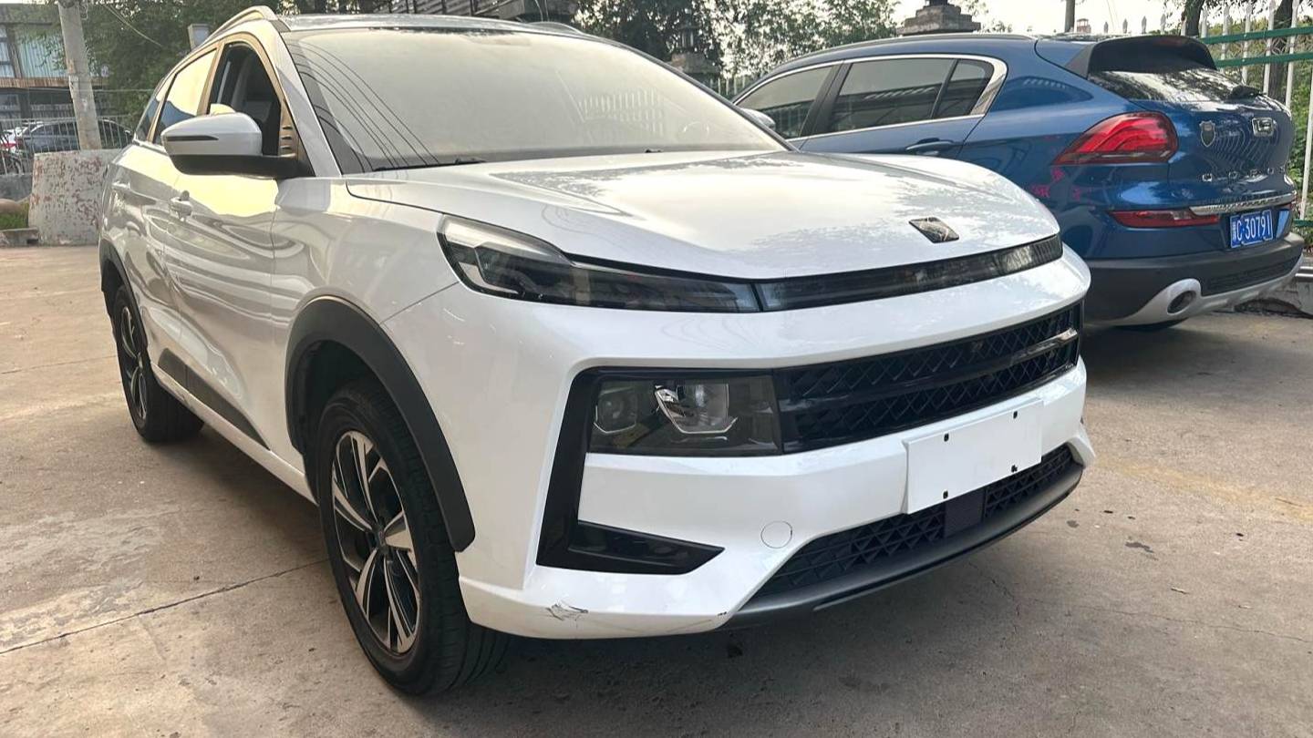 SOL 2021 QX‌ 300T DCT flagship intelligent connected model