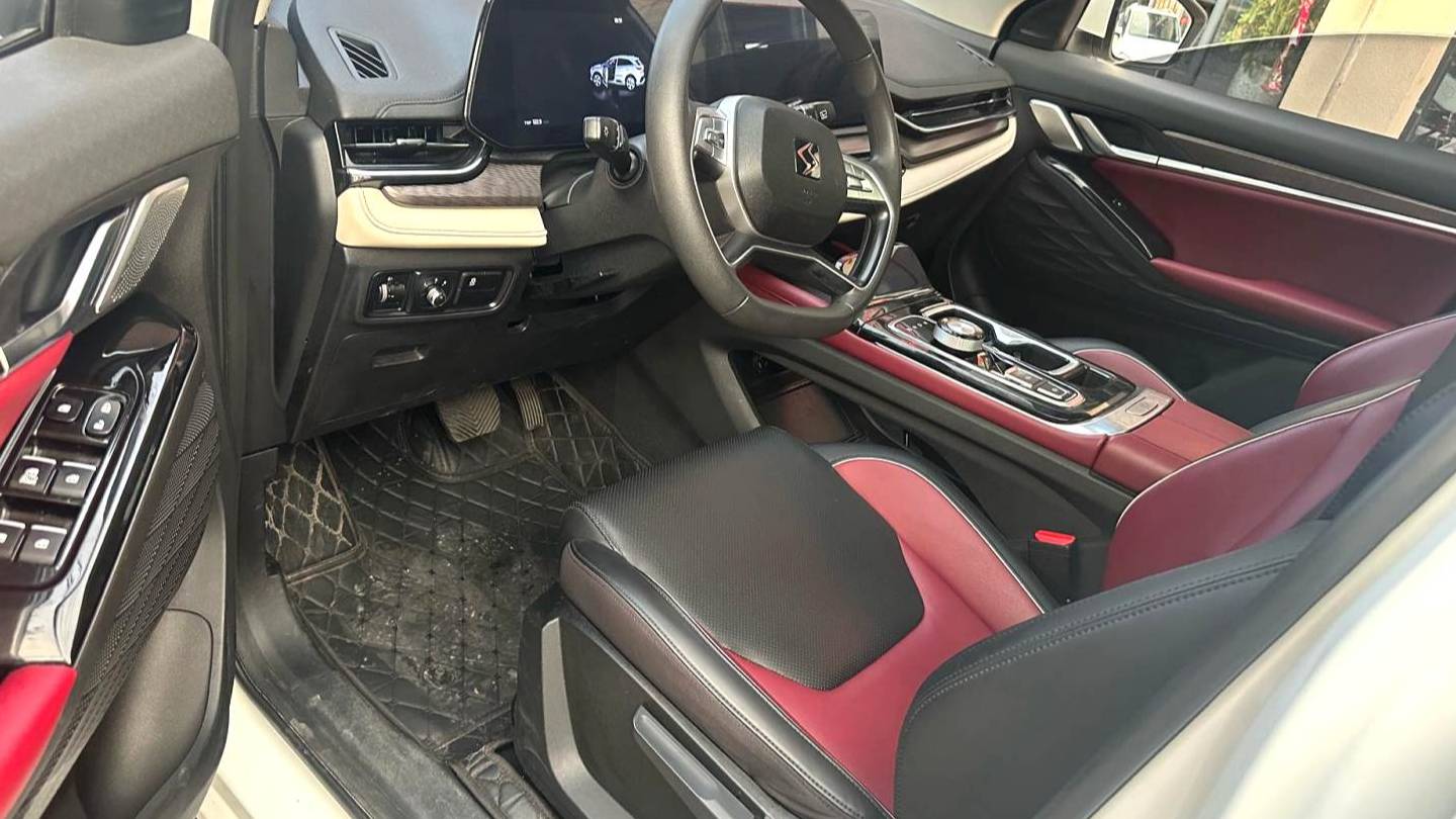 SOL 2021 QX‌ 300T DCT flagship intelligent connected model