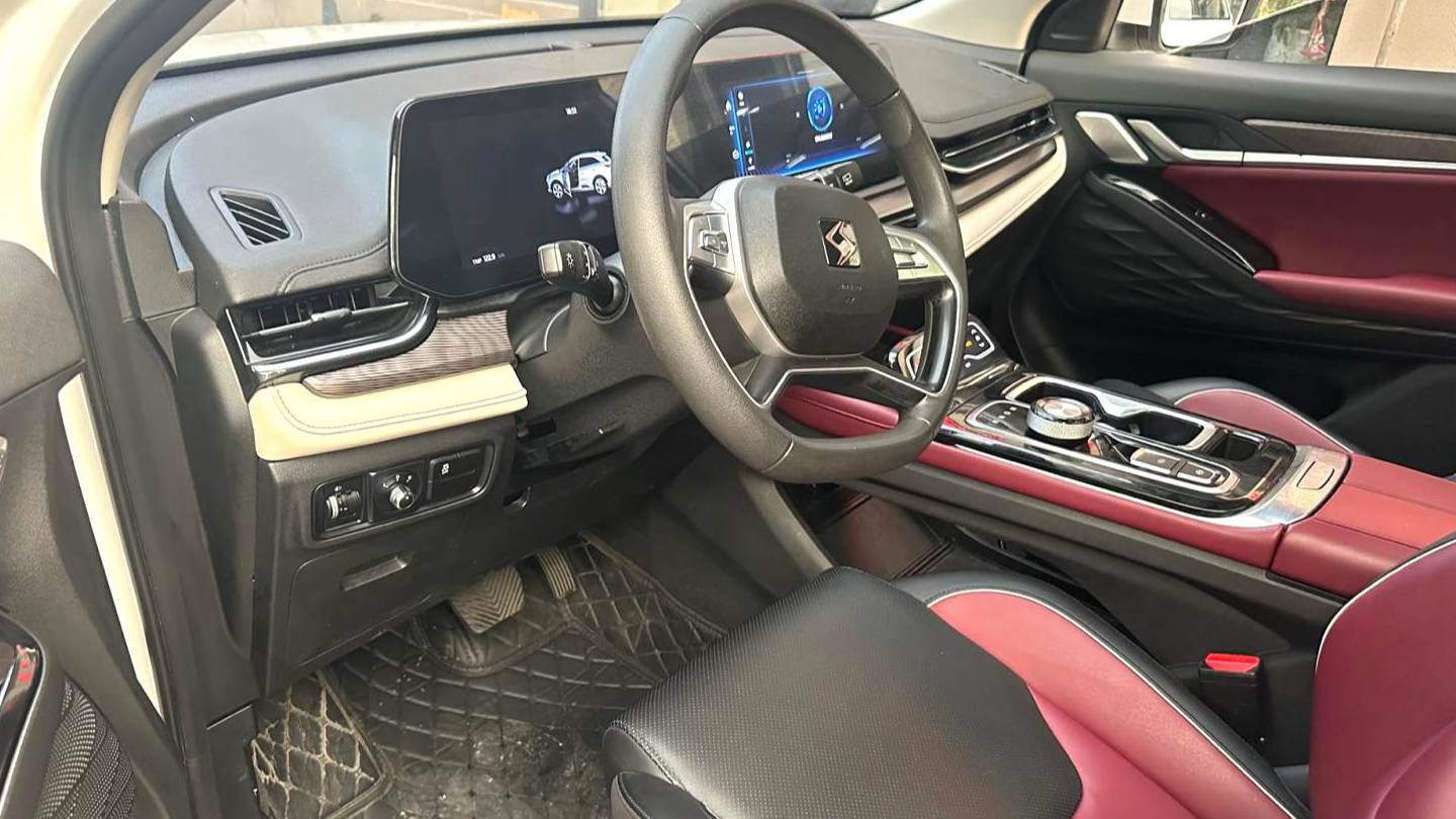 SOL 2021 QX‌ 300T DCT flagship intelligent connected model