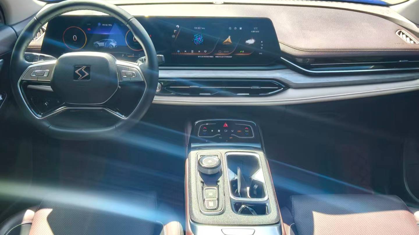 SOL 2021 QX‌ 300T DCT Chasing Edition