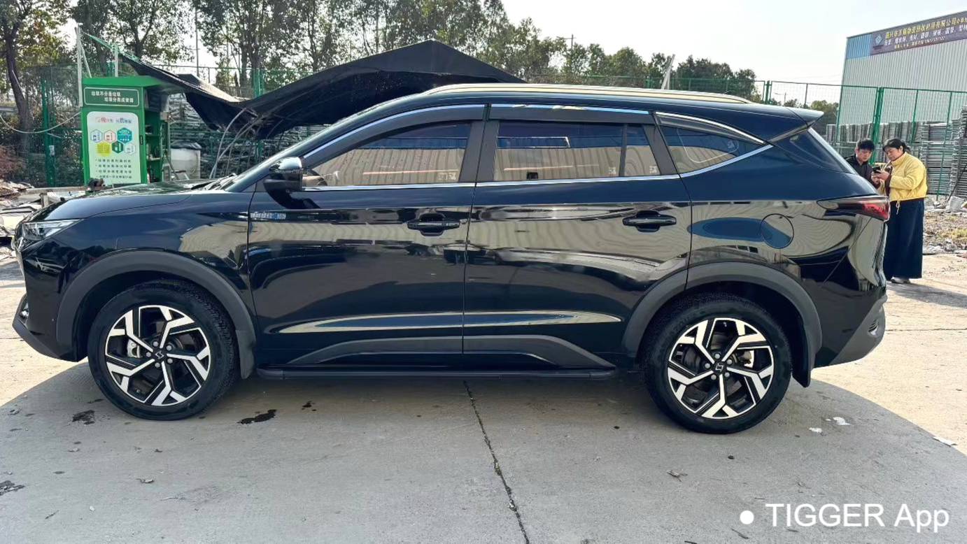 SOL 2021 X8 300T DCT Leading Intelligent Connected Edition 7-seater