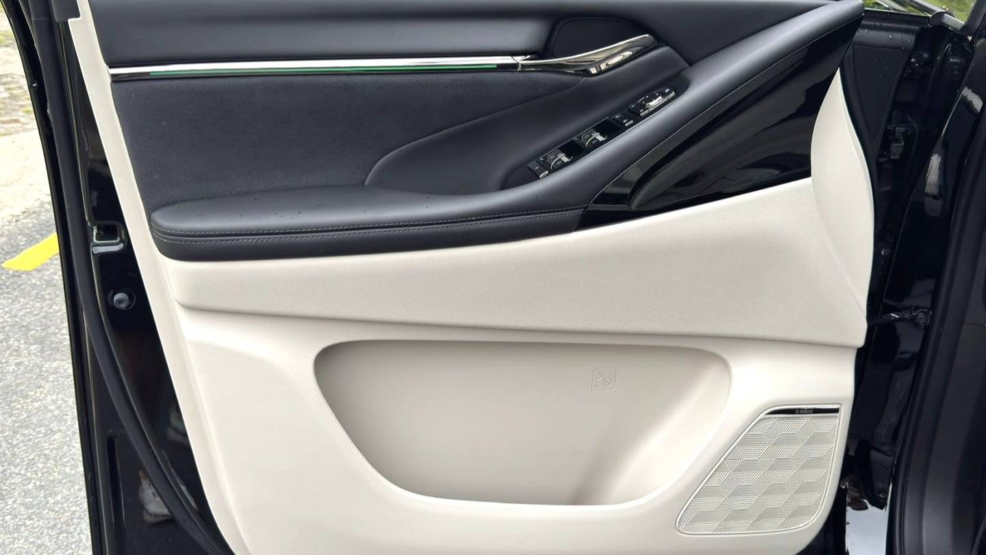 GAC 2025 Trumpchi M8 Qiankun Series Ultra First Class Cabin