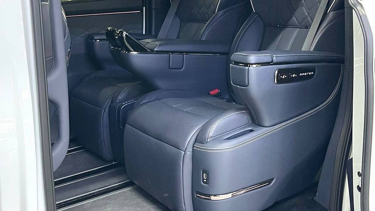 GAC 2025 Trumpchi M8 Qiankun Series Ultra First Class Cabin