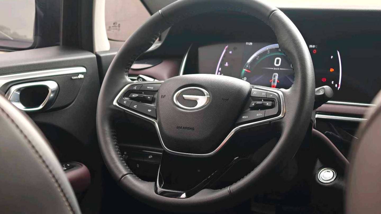 GAC 2023 M6 PRO 270T DCT Luxury Edition