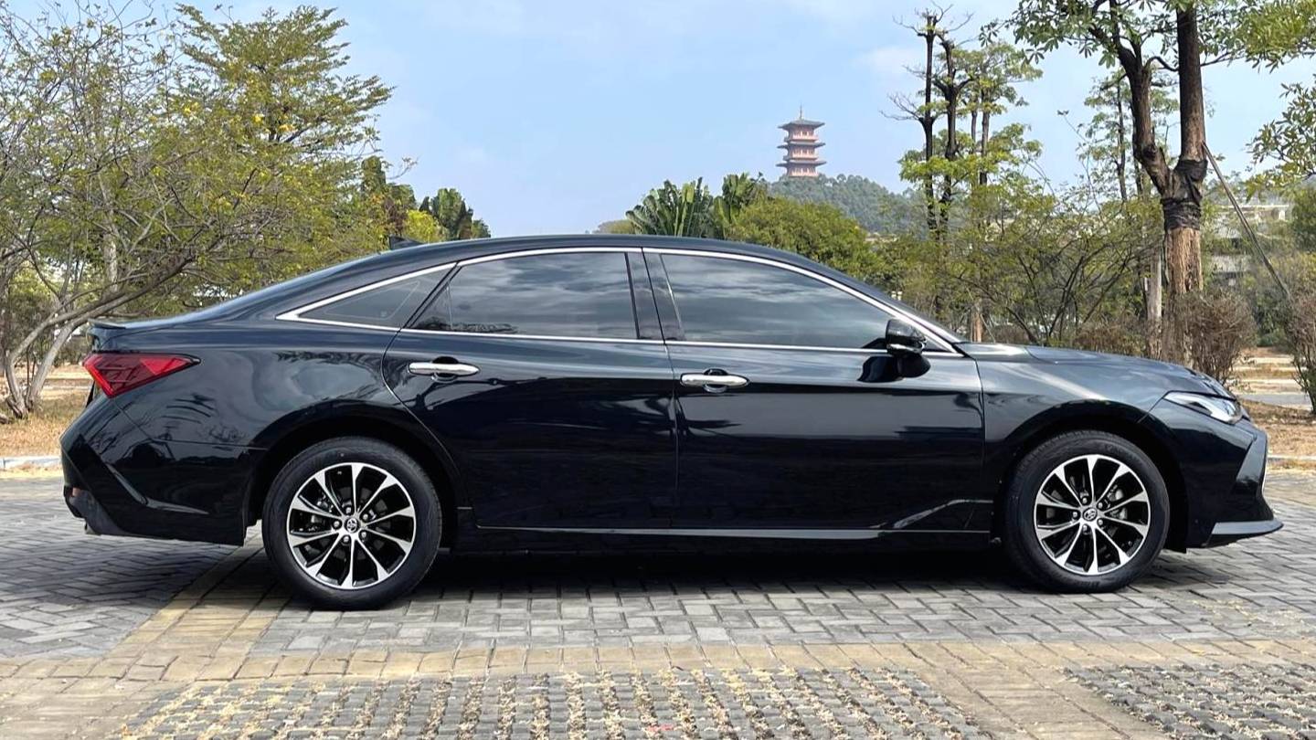 Toyota 2022 Avalon 2.5L Luxury Edition