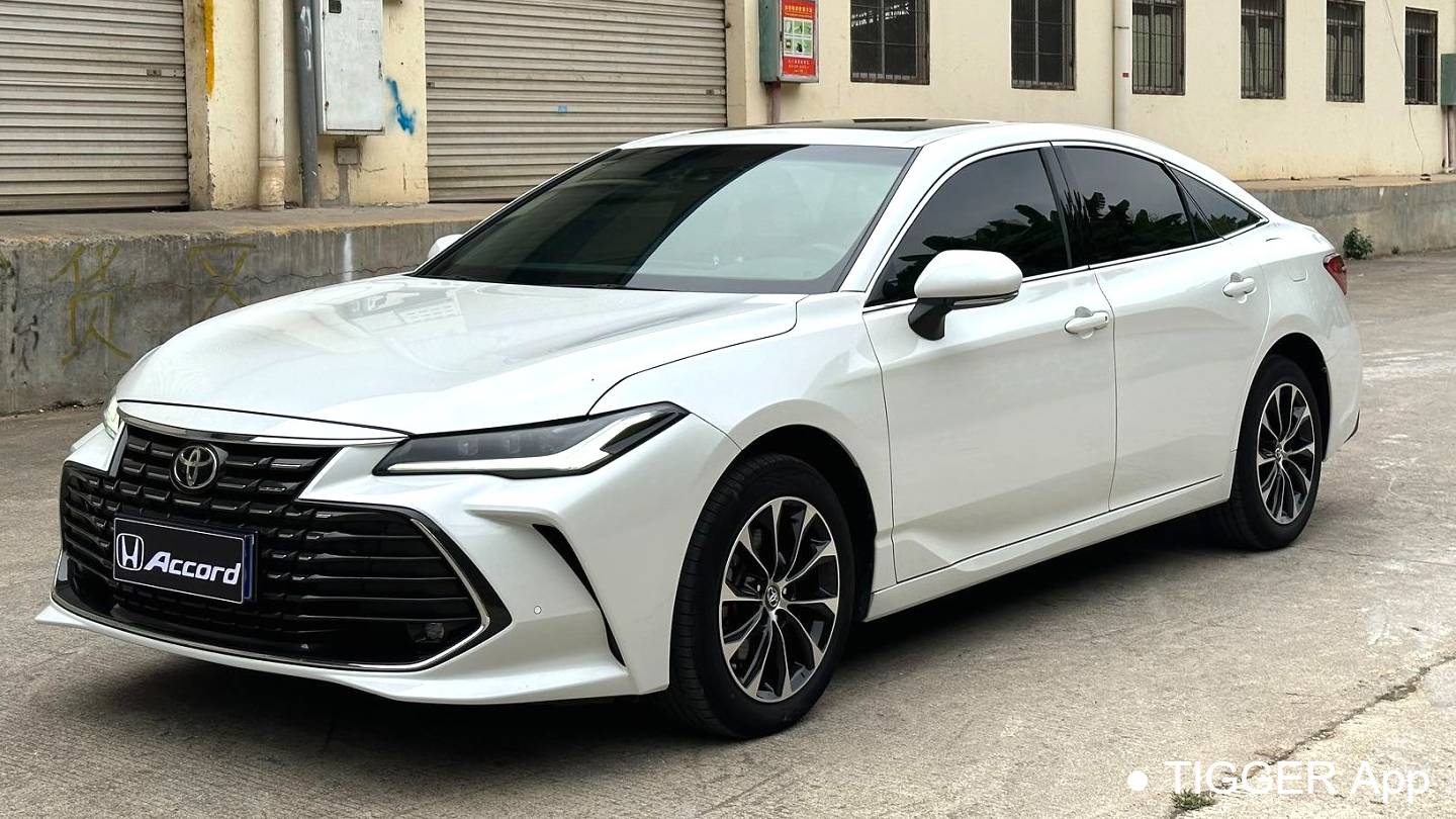Toyota 2023 Avalon 2.0L Premium Edition