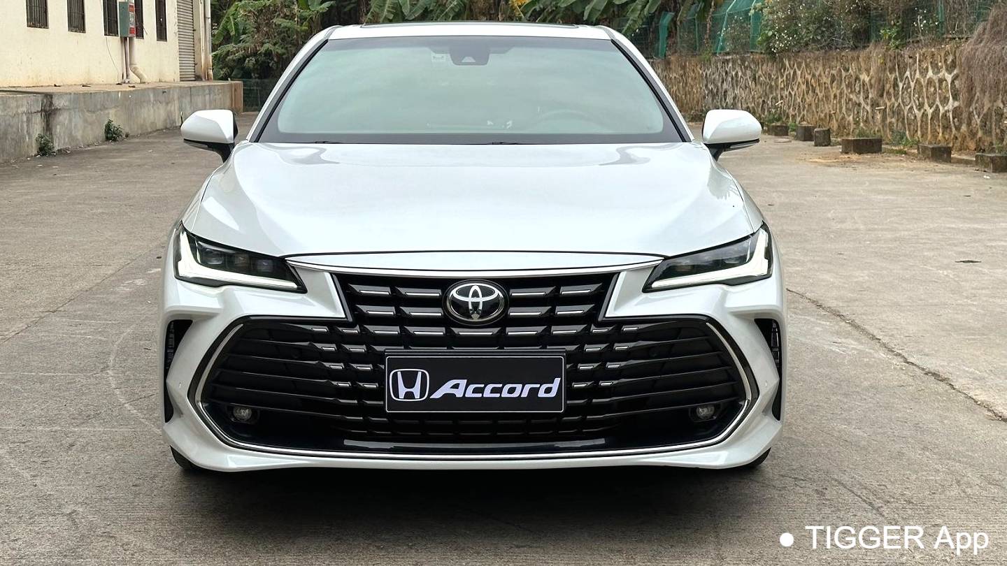 Toyota 2023 Avalon 2.0L Premium Edition