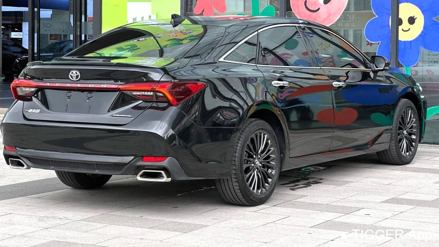 Toyota 2023 Avalon 2.5L Touring Premium Edition