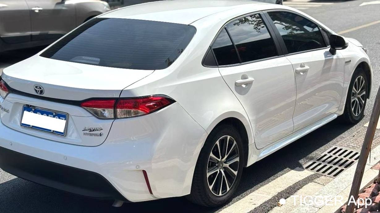 Toyota 2023 LEVIN Dual engine 1.8H E-CVT Leading Edition