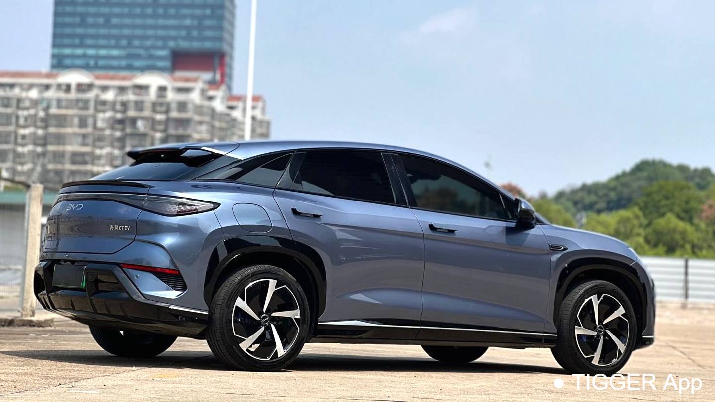 BYD 2024 Sea Lion 07 EV 610 Long Range Edition