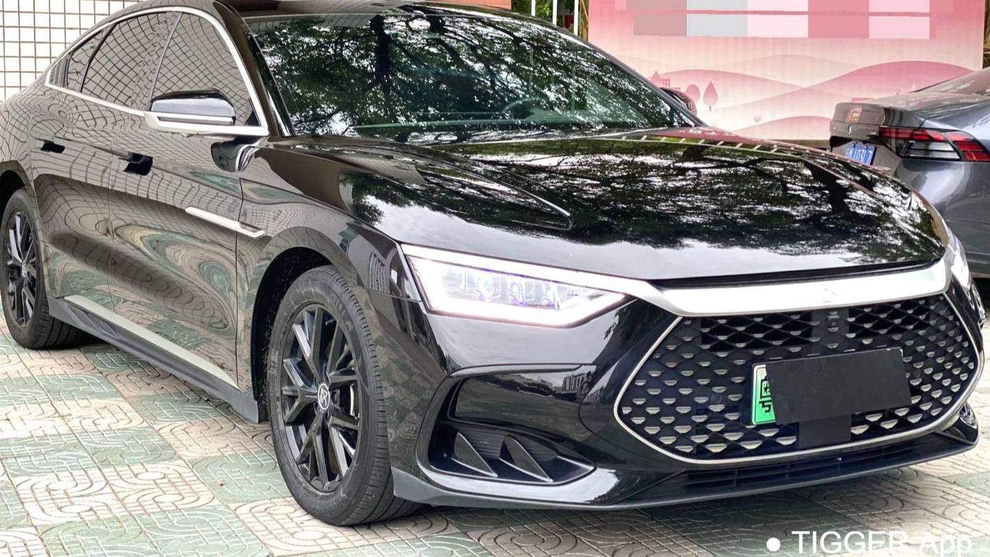 BYD 2024 HAN DM-i 121KM Prestige Model