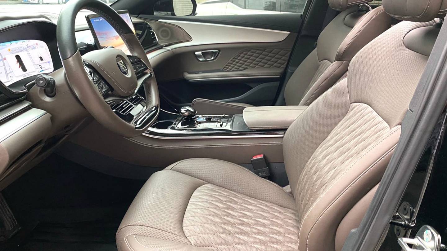 BYD 2024 HAN DM-i 121KM Prestige Model