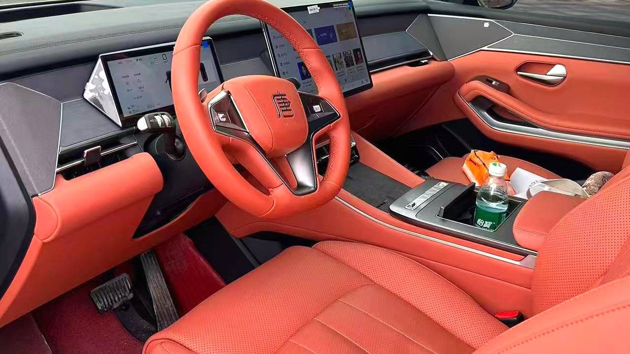 BYD 2025 TANG L DM 175KM Drone Player Edition