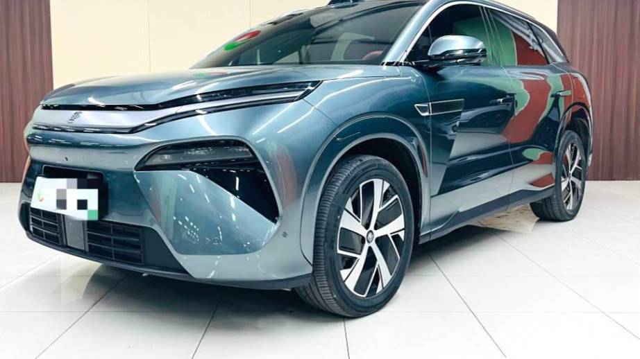 BYD 2025 TANG L EV 670KM Lidar Premium Edition