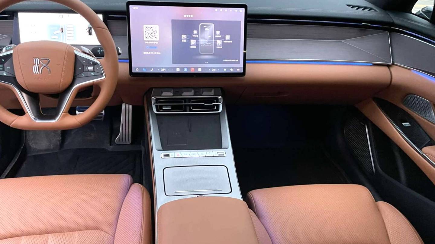 BYD 2025 HAN L DM-p four-wheel drive LiDAR flagship model