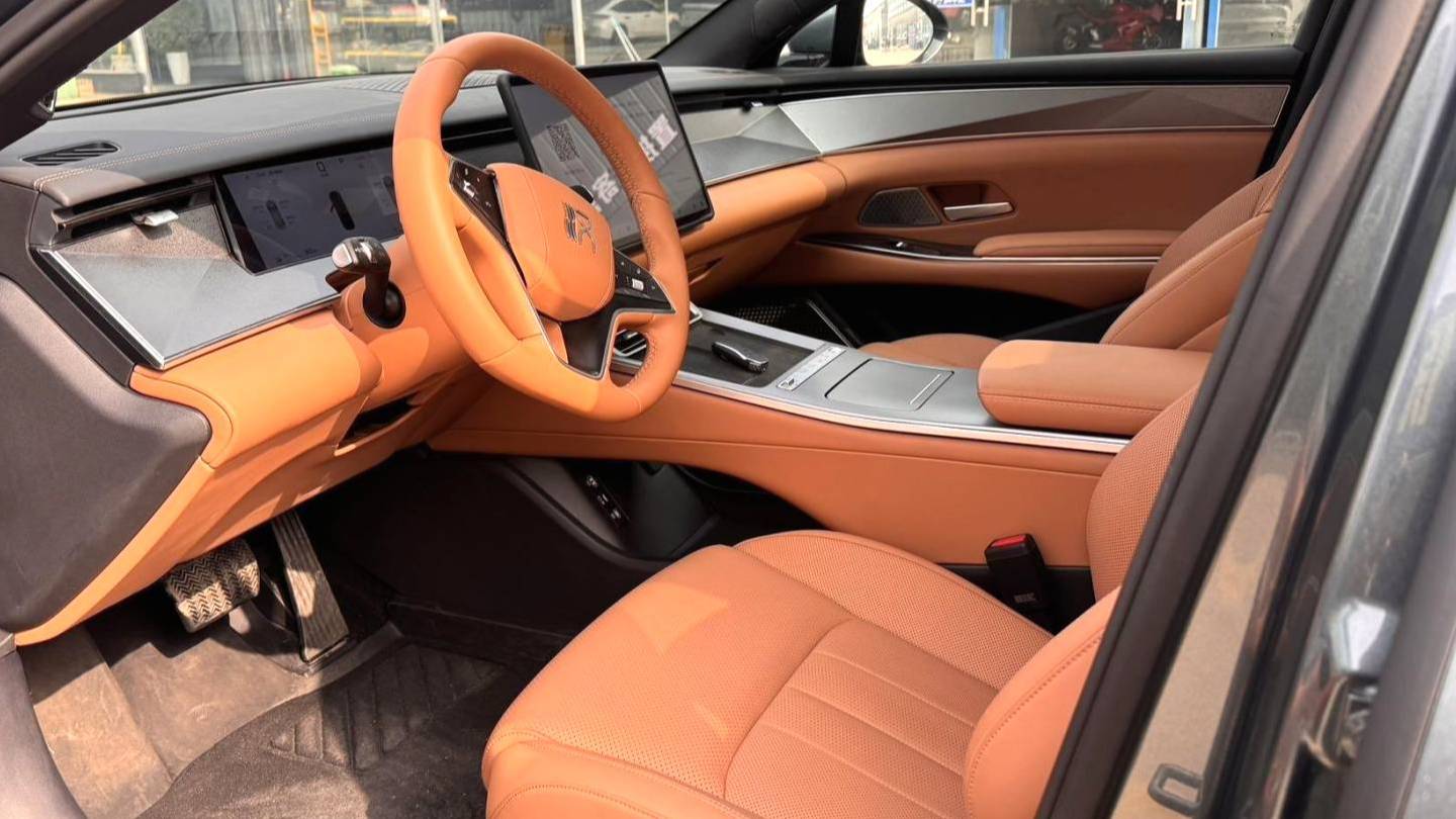 BYD 2025 HAN L EV 701KM Lidar Premium Edition