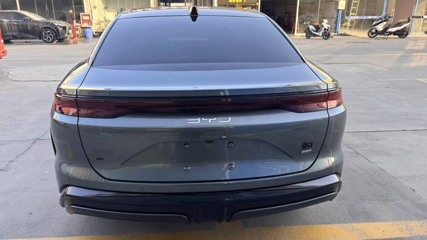 BYD 2025 HAN L EV 701KM Lidar Premium Edition