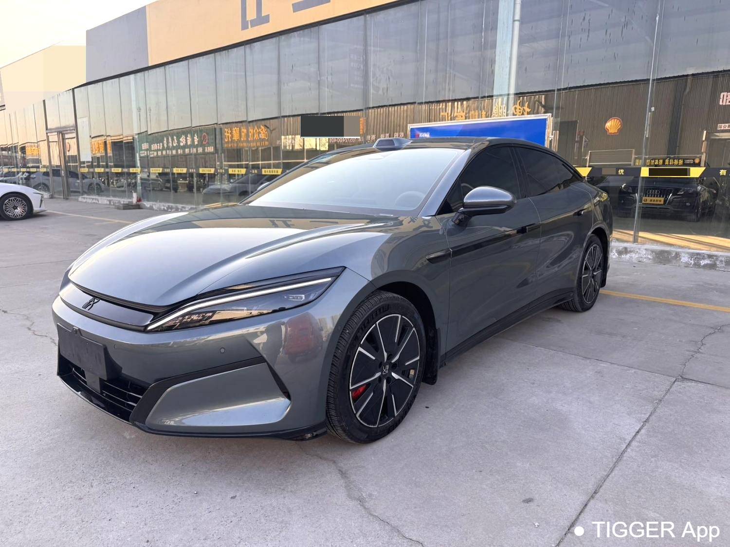 BYD 2025 HAN L EV 701KM Lidar Premium Edition