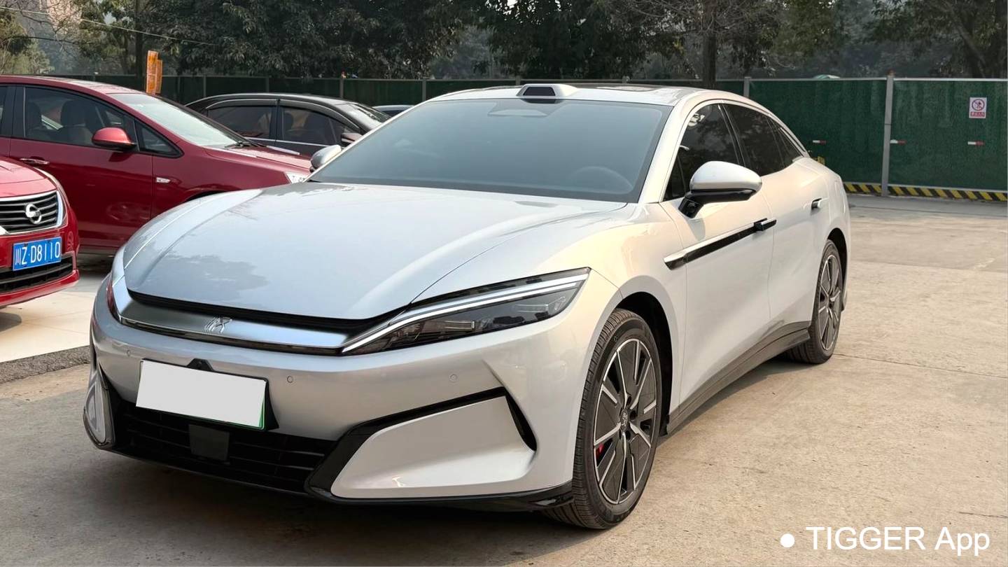 BYD 2025 HAN L EV 701KM Lidar Premium Edition