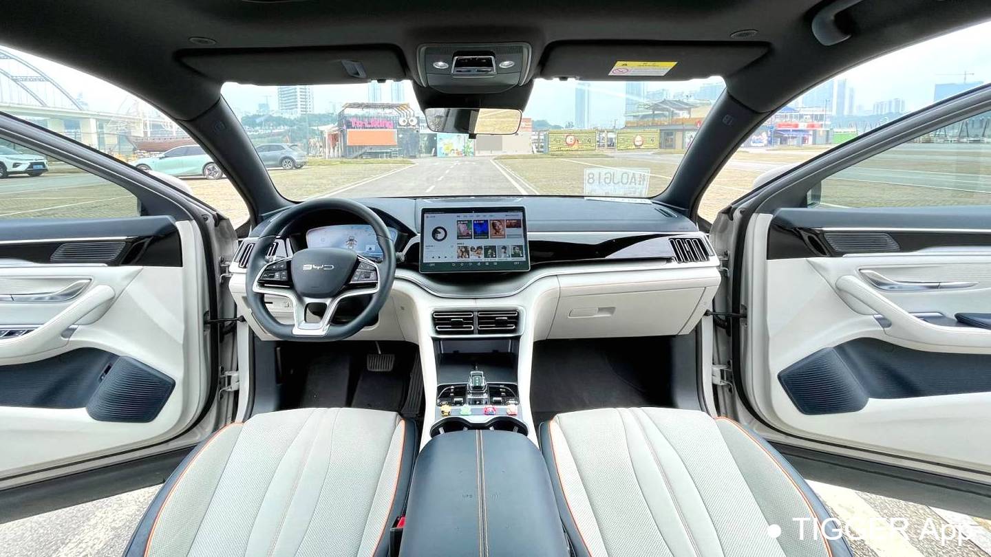 BYD 2024 Song Plus Honor Edition DM-i 110km Flagship PLUS