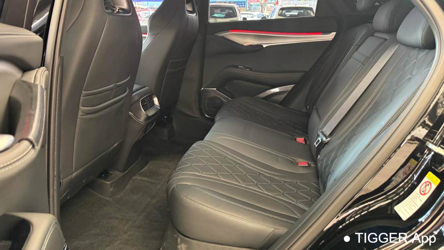 BYD 2024 Sea Lion 07 EV 610 Long Range Edition