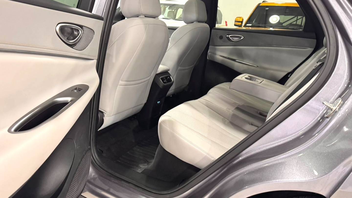 BYD 2025 Sea Lion 06 EV 605 Navigation Pro Edition