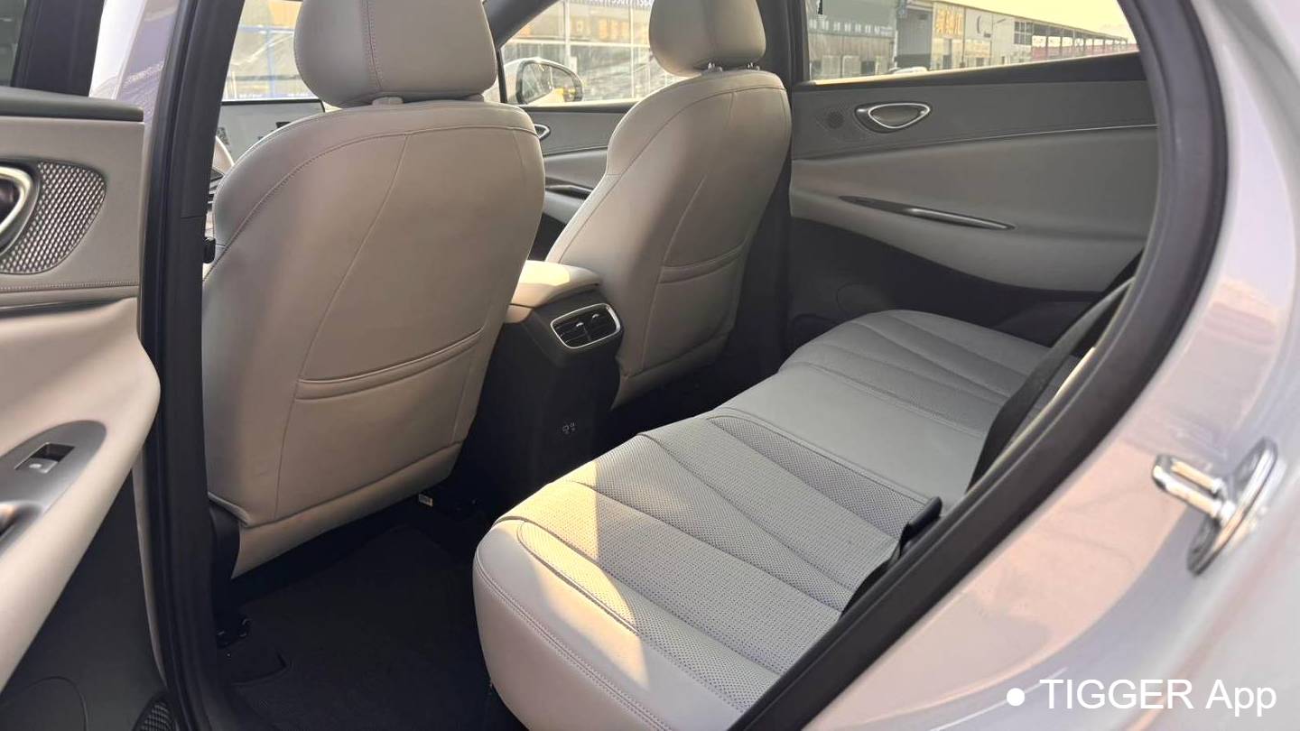 BYD 2025 Sea Lion 06 EV 605 Navigation Pro Edition