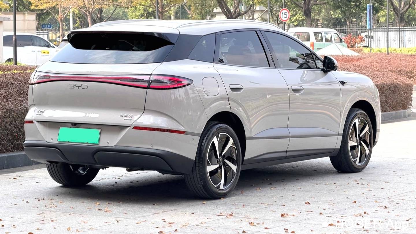 BYD 2025 Sea Lion 06 DM-i 170 Navigation Pro Edition