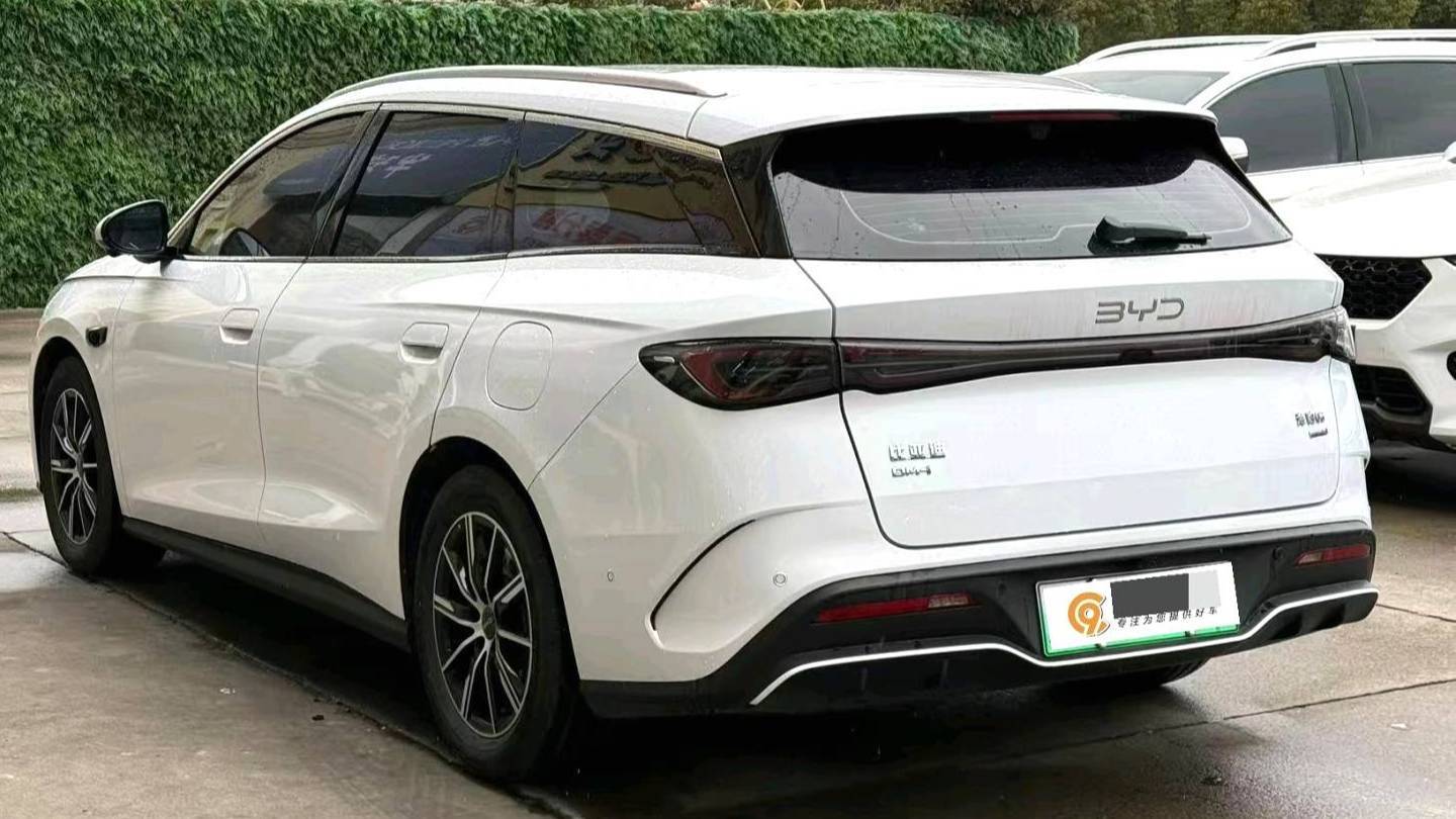 BYD 2025 Seal 06 DM-i Touring DM-i 80KM Prestige Model